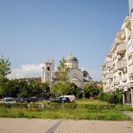 Maxim Compass Apartment Подгориця Екстер'єр фото